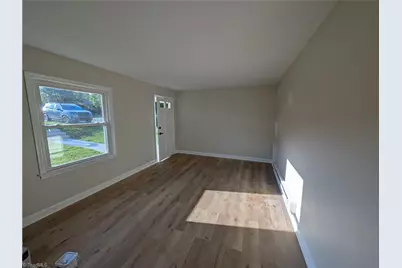3482 Hartford Street, Winston-Salem, NC 27106 - Photo 2