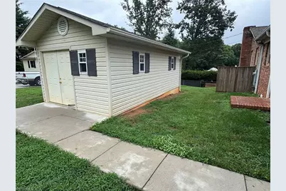 503 Hampton Drive, King, NC 27021 - Photo 12