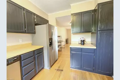1407 Chestnut Drive #C, High Point, NC 27262 - Photo 8
