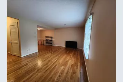 1407 Chestnut Drive #C, High Point, NC 27262 - Photo 6