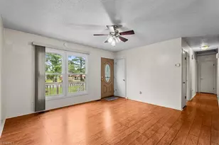 545 Maplewood Cir, Liberty, NC 27298 - Photo 4