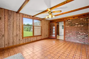 545 Maplewood Cir, Liberty, NC 27298 - Photo 10