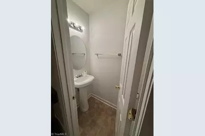 2089 Pembrooke Forest Drive, Winston-Salem, NC 27106 - Photo 16