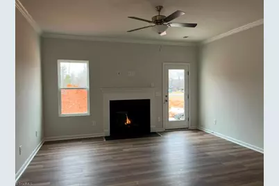 629 Cam Circle, High Point, NC 27265 - Photo 8