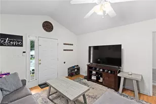 555 Brown Stone Ct, Kernersville, NC 27284 - Photo 2