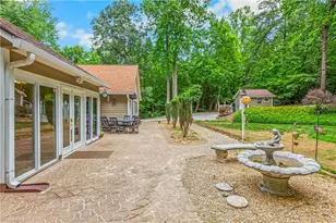1239 Blackberry Ridge Rd, High Point, NC 27265 - Photo 38