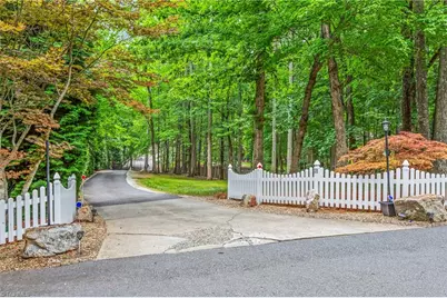1239 Blackberry Ridge Road, High Point, NC 27265 - Photo 6