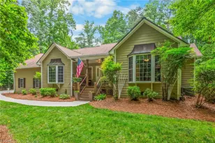 1239 Blackberry Ridge Rd, High Point, NC 27265 - Photo 2