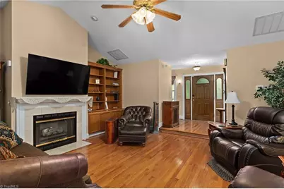 1239 Blackberry Ridge Road, High Point, NC 27265 - Photo 14