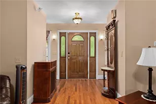 1239 Blackberry Ridge Rd, High Point, NC 27265 - Photo 12