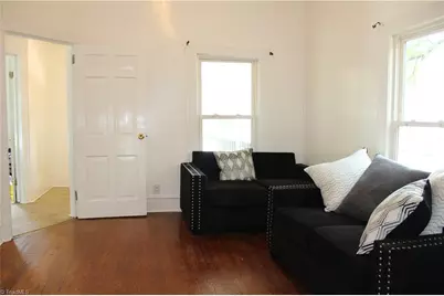 907 N Church Street, Greensboro, NC 27401 - Photo 10