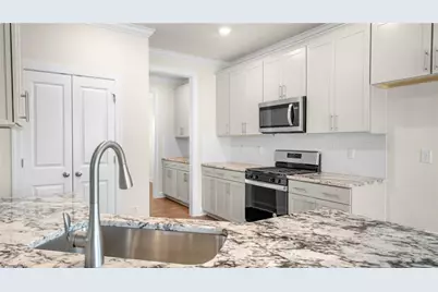 113 Harbor Hill Boulevard, Jamestown, NC 27282 - Photo 12