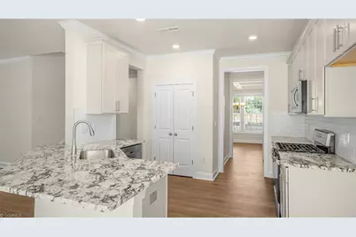 113 Harbor Hill Boulevard, Jamestown, NC 27282 - Photo 22