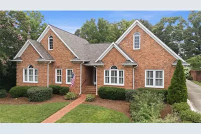 1275 Thornhill Lane, Winston-Salem, NC 27106 - Photo 2