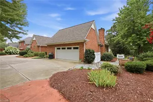 1275 Thornhill Ln, Winston-Salem, NC 27106 - Photo 36