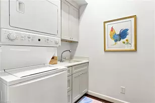 1275 Thornhill Ln, Winston-Salem, NC 27106 - Photo 16
