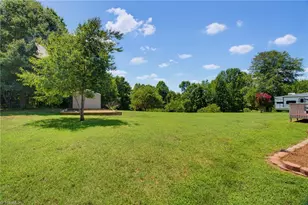 310 Dogwood Acres Ln, Madison, NC 27025 - Photo 34