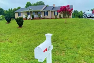 310 Dogwood Acres Ln, Madison, NC 27025 - Photo 36