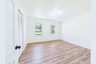 246 Merry Hills Drive, High Point, NC 27262 - Photo 24