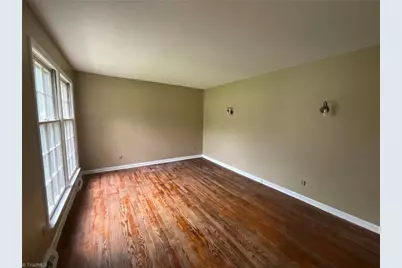 3118 Shallowford Drive, Greensboro, NC 27406 - Photo 4