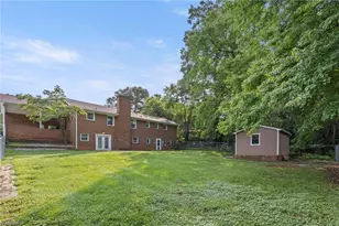 123 Tangle Dr, Jamestown, NC 27282 - Photo 8