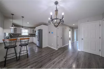 308 Ridgeland Drive, High Point, NC 27262 - Photo 8