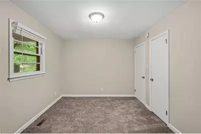 1625 Pichard Street, Greensboro, NC 27401 - Photo 12