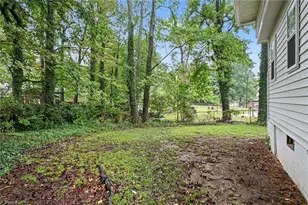 1625 Pichard St, Greensboro, NC 27401 - Photo 22