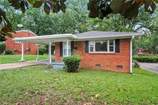 1625 Pichard St, Greensboro, NC 27401 - Photo 2