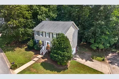4700 Pine Hollow Lane, Greensboro, NC 27410 - Photo 2