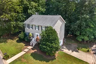 4700 Pine Hollow Ln, Greensboro, NC 27410 - Photo 2