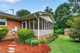 200 Brookview Cir, Jamestown, NC 27282 - Photo 42