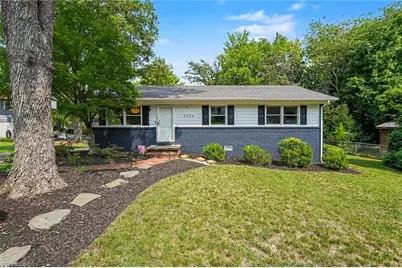 2906 Fairfield Avenue, Greensboro, NC 27408 - Photo 2