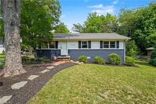 2906 Fairfield Ave, Greensboro, NC 27408 - Photo 2