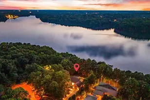 3905 Oak Hollow Dr, High Point, NC 27265 - Photo 2
