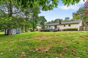5007 Shoreline Dr, Summerfield, NC 27410 - Photo 28