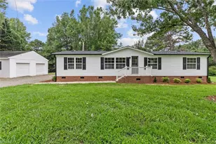 2773 Quakenbush Rd, Snow Camp, NC 27349 - Photo 2