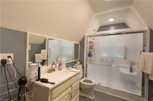 1023 Kearns Ave, Winston-Salem, NC 27106 - Photo 26