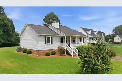 126 Fox Chase Court, Lexington, NC 27295 - Photo 32