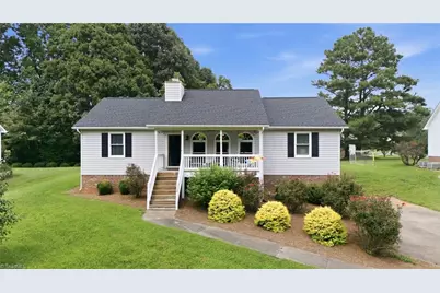 126 Fox Chase Court, Lexington, NC 27295 - Photo 1