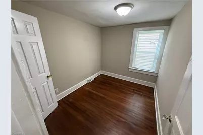 409 Granville Drive, Winston-Salem, NC 27101 - Photo 10