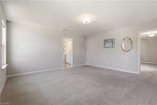 2404 Dukes Hollow Ct, High Point, NC 27265 - Photo 18