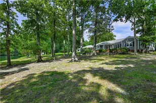 628 Ritters Lake Rd, Greensboro, NC 27406 - Photo 6