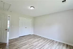 700 Brushy Fork Dr, Greensboro, NC 27406 - Photo 14