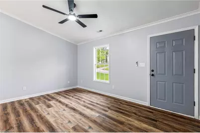 625 Rolling Green Drive, High Point, NC 27260 - Photo 8