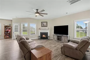 210 Marguerite Ct, Reidsville, NC 27320 - Photo 12
