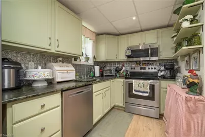 923 South Street, Mount Airy, NC 27030 - Photo 18