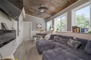 923 South St, Mount Airy, NC 27030 - Photo 8