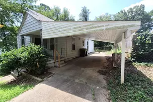 1819 J Ave, Greensboro, NC 27403 - Photo 4