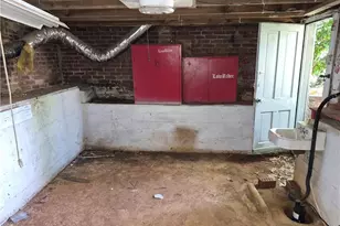 1819 J Ave, Greensboro, NC 27403 - Photo 20